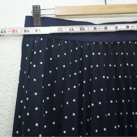 Andi + James Navy And Cream Pleated Midi Skirt, Size Large Floral Geometric - Picture 8 of 9